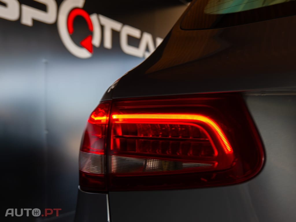 Mercedes-Benz GLC 220 d 4Matic 9G-TRONIC