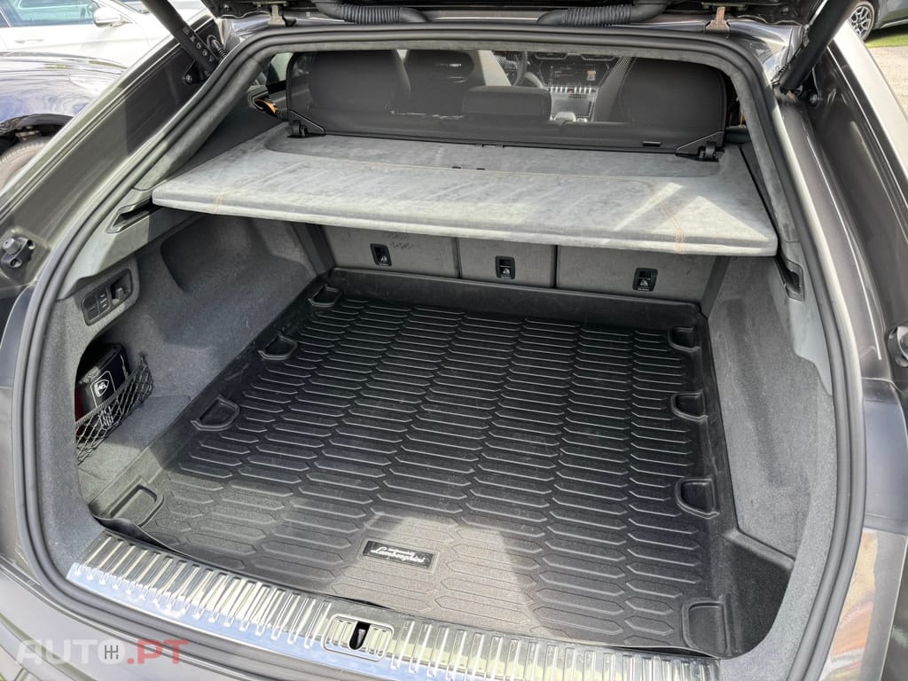 Lamborghini Urus 4.0 V8