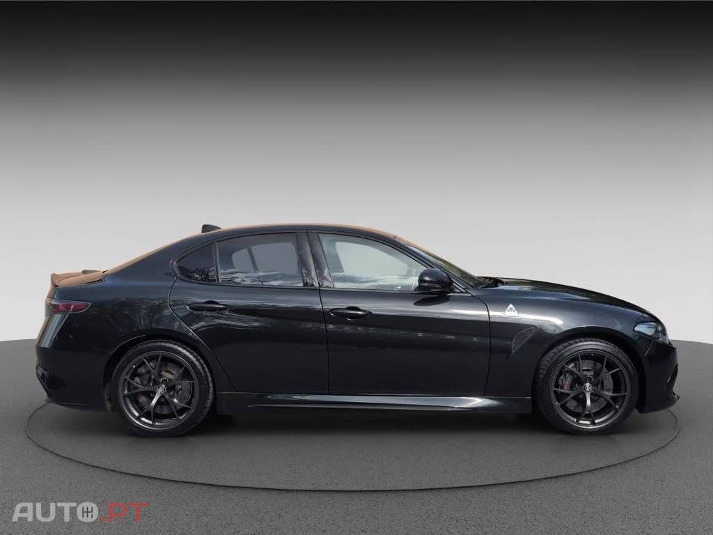 Alfa Romeo Giulia 2.9 Bi-Turbo Quadrifoglio AT8
