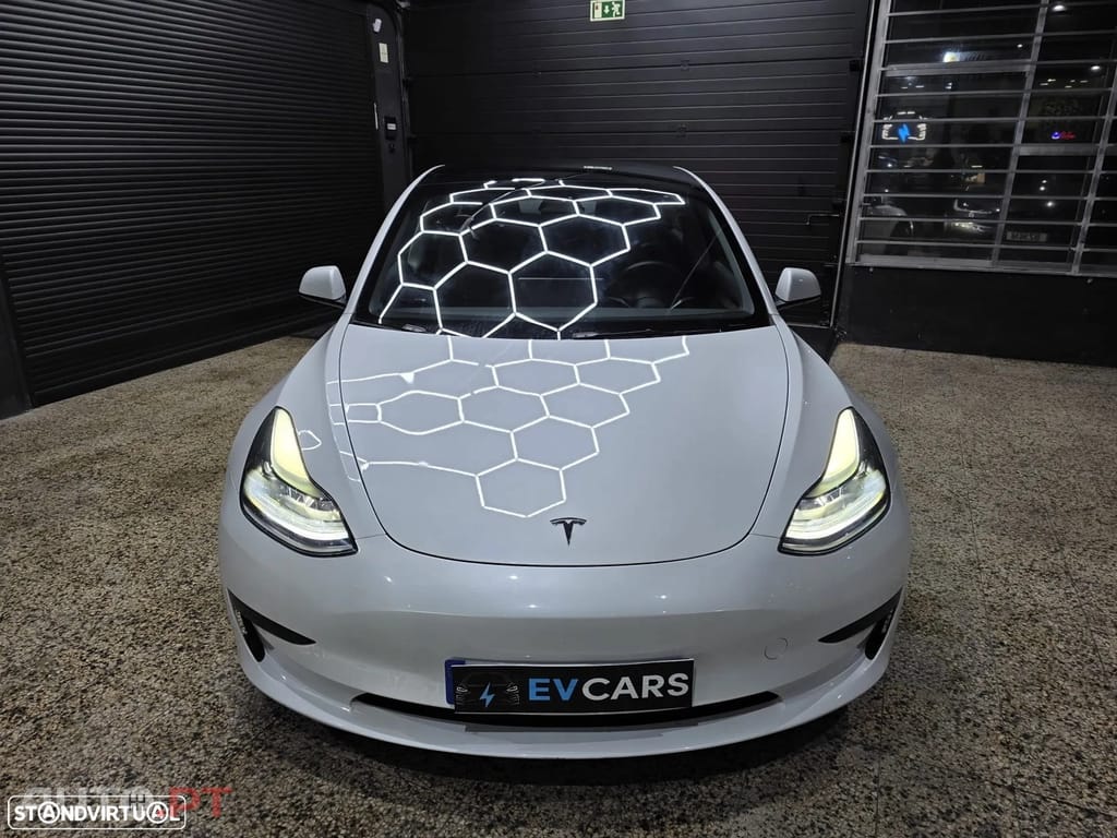 Tesla Model 3 Standard Range Plus RWD