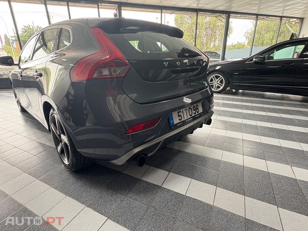 Volvo V40 1.6 D2 R-Design