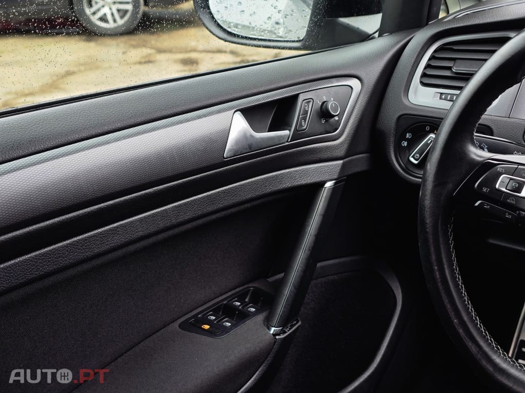 Volkswagen Golf 1.6 TDI Highline
