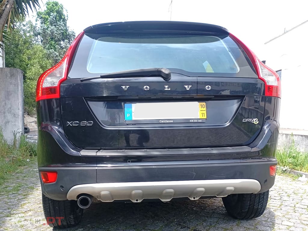 Volvo XC60 2.0 D3 Drive Summum 7 Lugares Nac