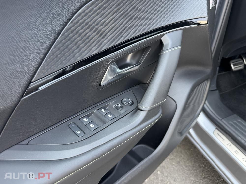 Peugeot 2008 1.2 PureTech GT Pack EAT8
