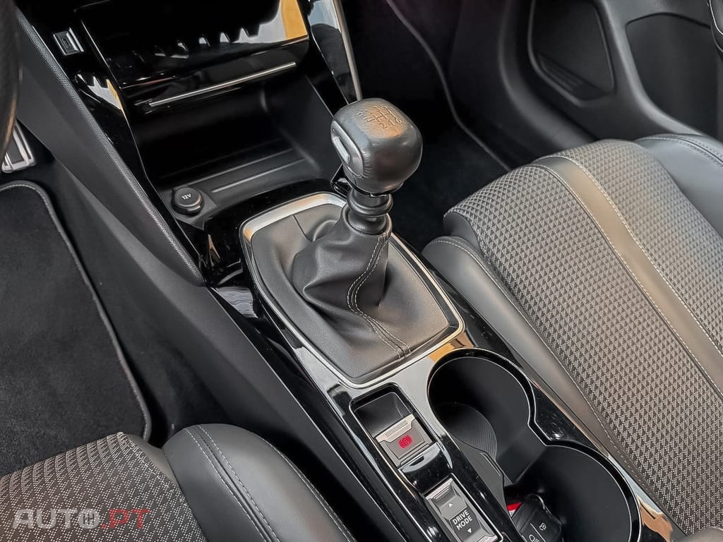 Peugeot 208 1.2 PureTech GT Line