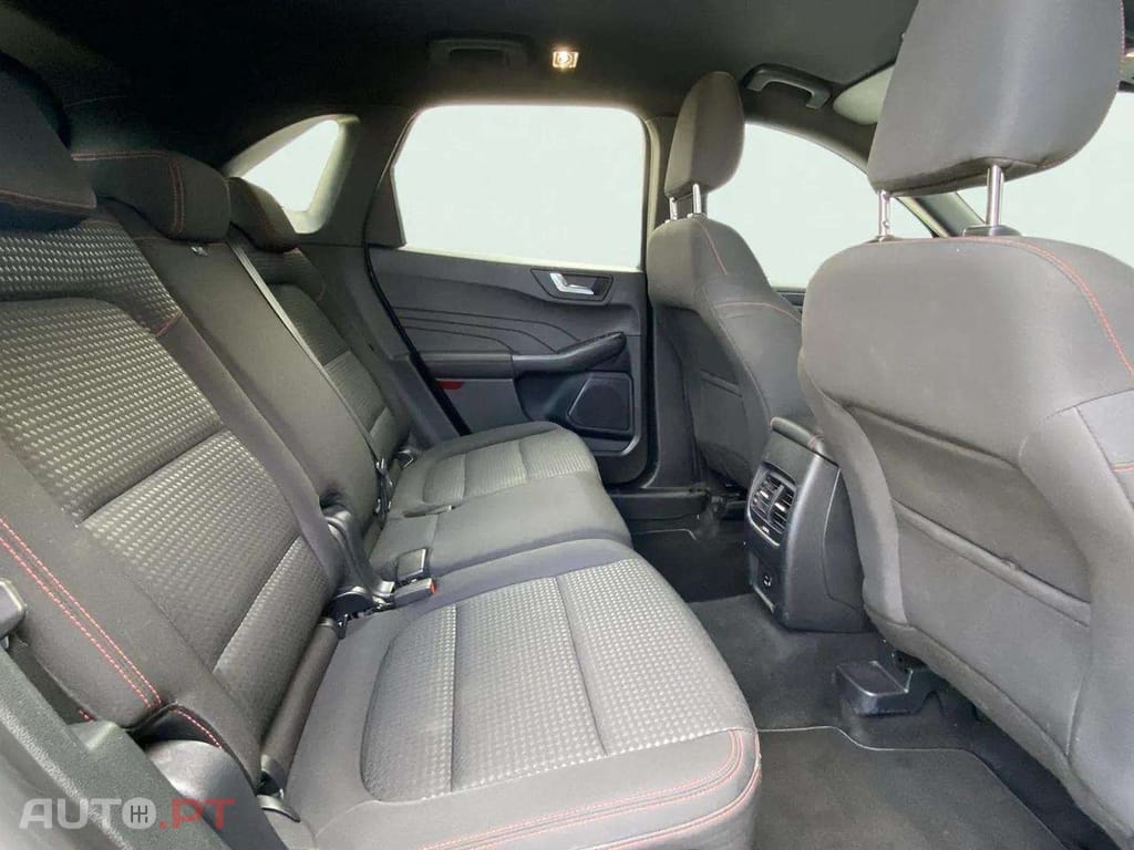 Ford Kuga 1.5 TDCi EcoBlue ST-Line