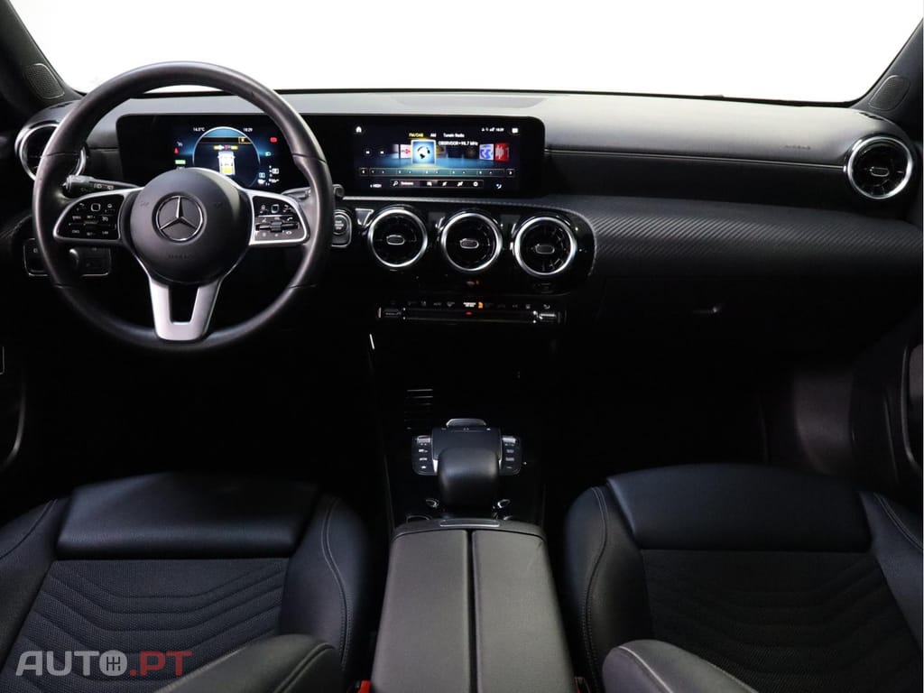 Mercedes-Benz A 250 e Auto BUSINESS LINE
