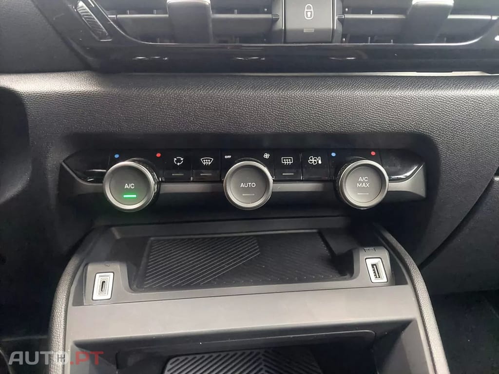 Citroen C4 X 1.2 PureTech Plus EAT8