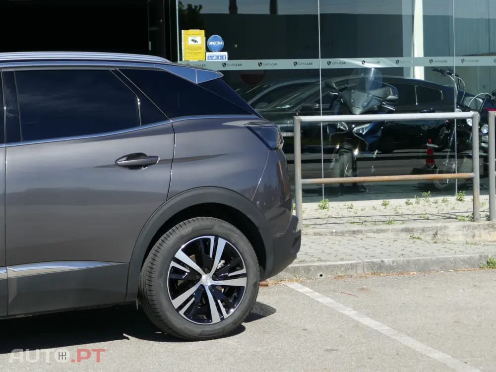 Peugeot 3008 1.5 BlueHDi GT EAT8