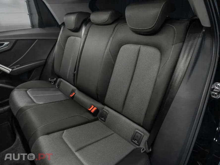 Audi Q2 30 TFSI S line