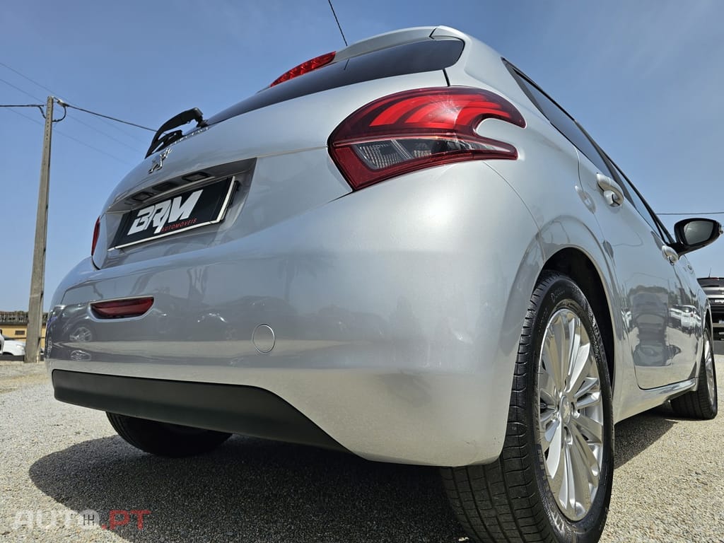 Peugeot 208 1.2 PureTech Style