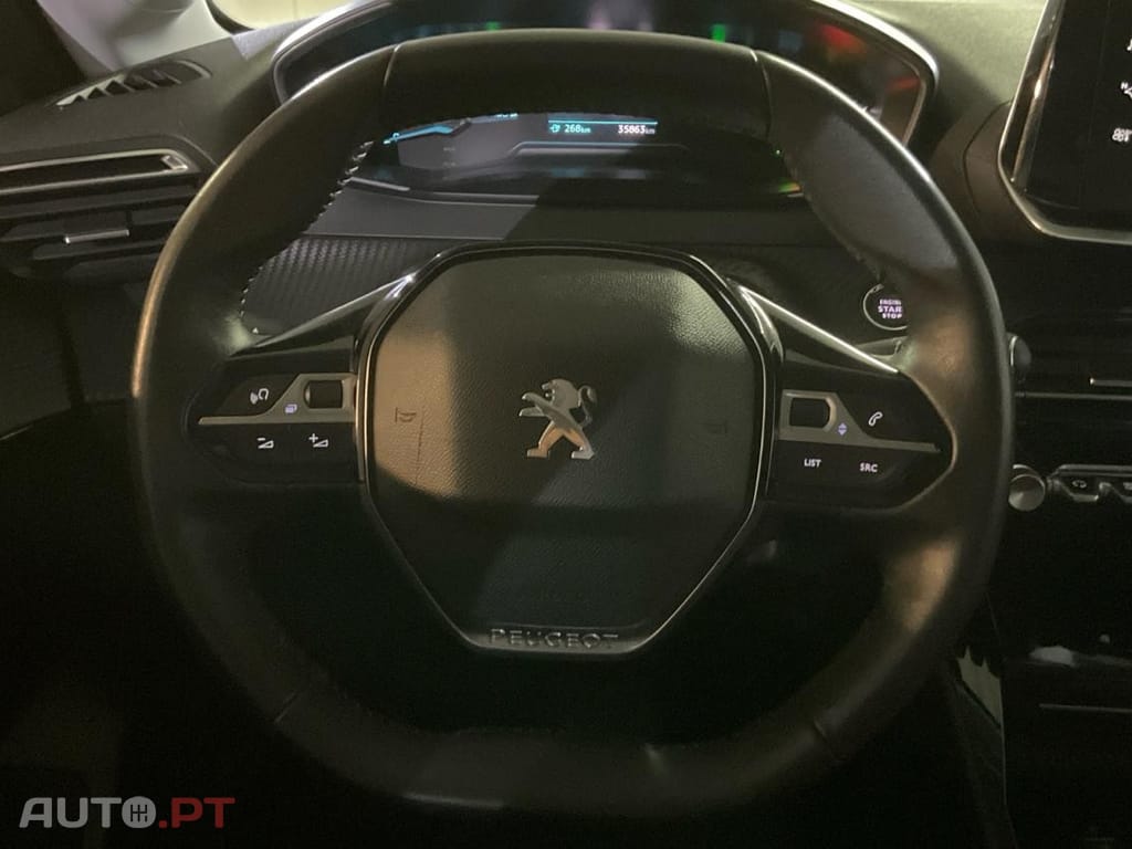 Peugeot E-208 50 kWh Allure