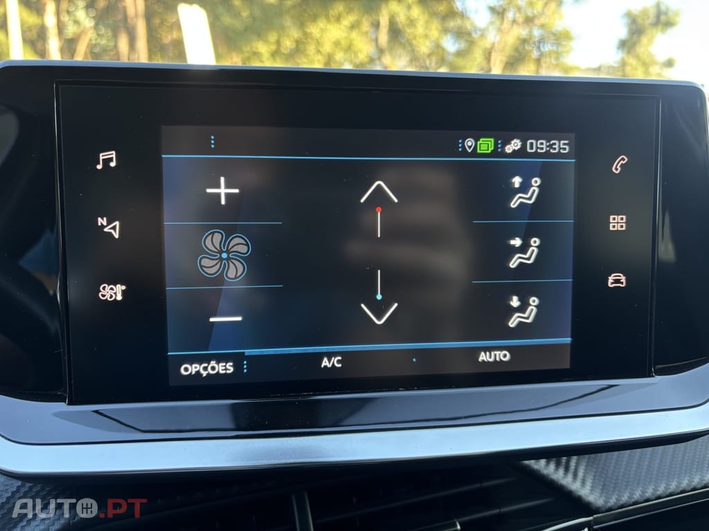 Peugeot 2008 1.2 PureTech Active Pack EAT8