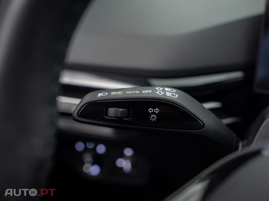 MG MG4 77 kWh Extended Range Luxury