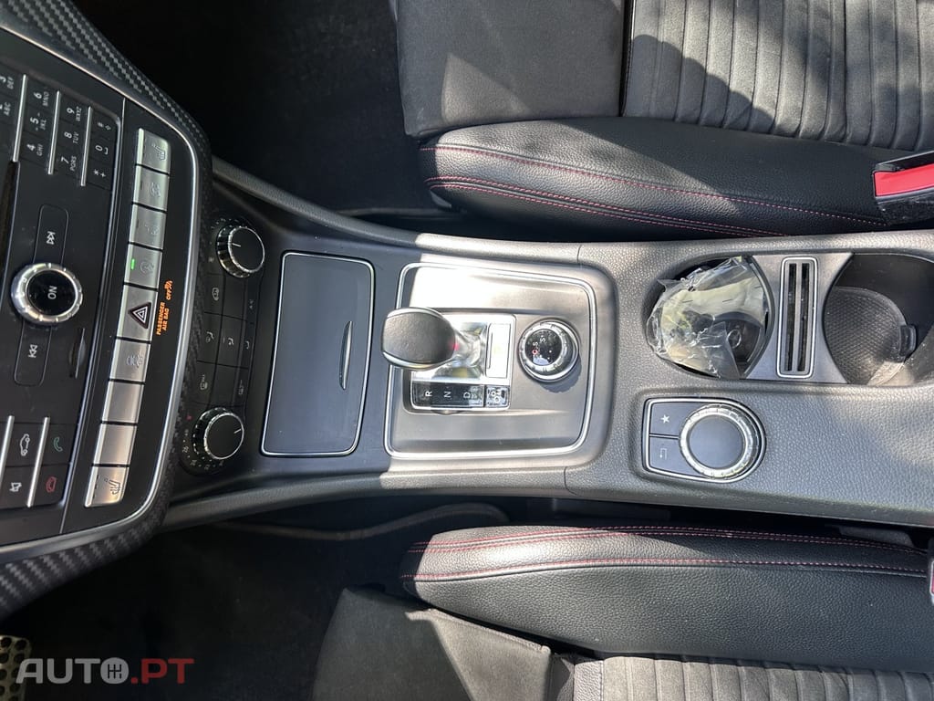 Mercedes-Benz A 45 AMG 4Matic Speedshift 7G-DCT