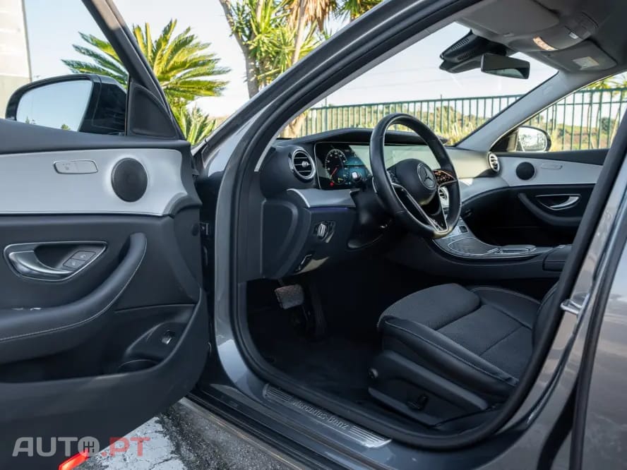 Mercedes-Benz E 300 de Avantgarde 4Matic