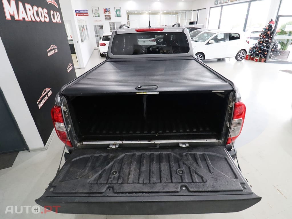 Nissan Navara 2.3 dCi CD 4WD Tekna Auto