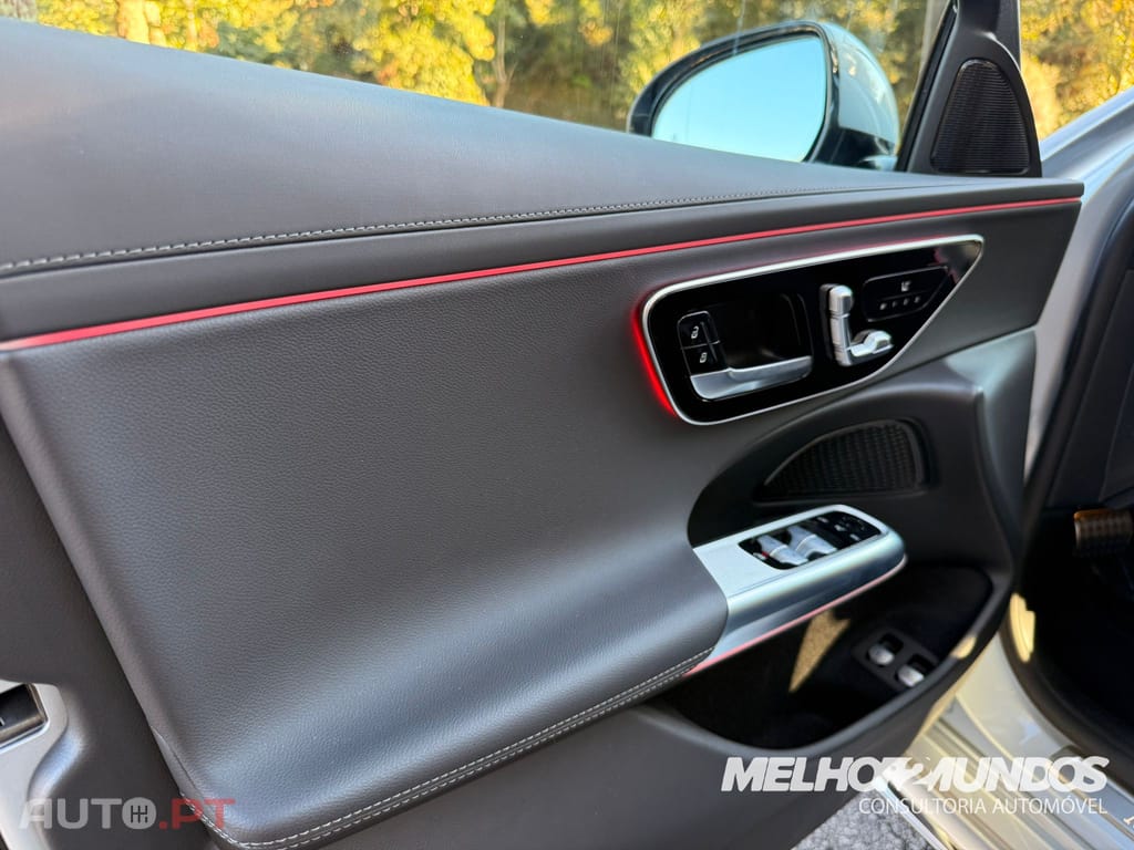 Mercedes-Benz E 300 e