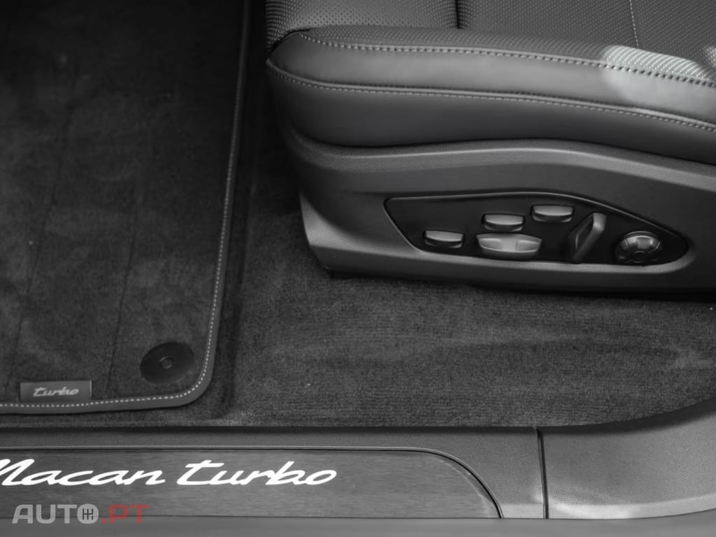 Porsche Macan Turbo BOSE I.V.A DEDUTÍVEL