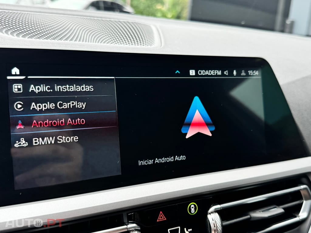 BMW 320 e Touring Auto