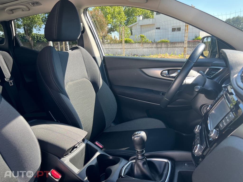 Nissan Qashqai 1.2 DIG-T Tekna Premium S