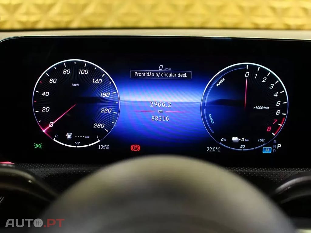 Mercedes-Benz A 250 e AMG Line