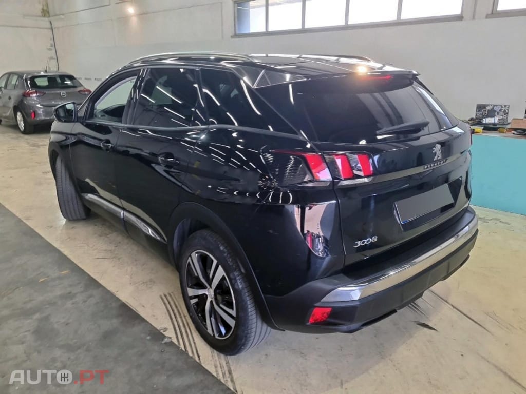 Peugeot 3008 1.5 BlueHDi Allure