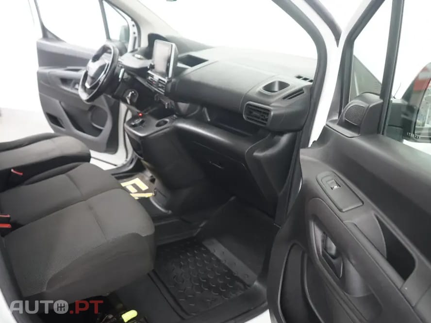Peugeot Partner 1.5 Blue-HDI Asphalt L1 EAT8