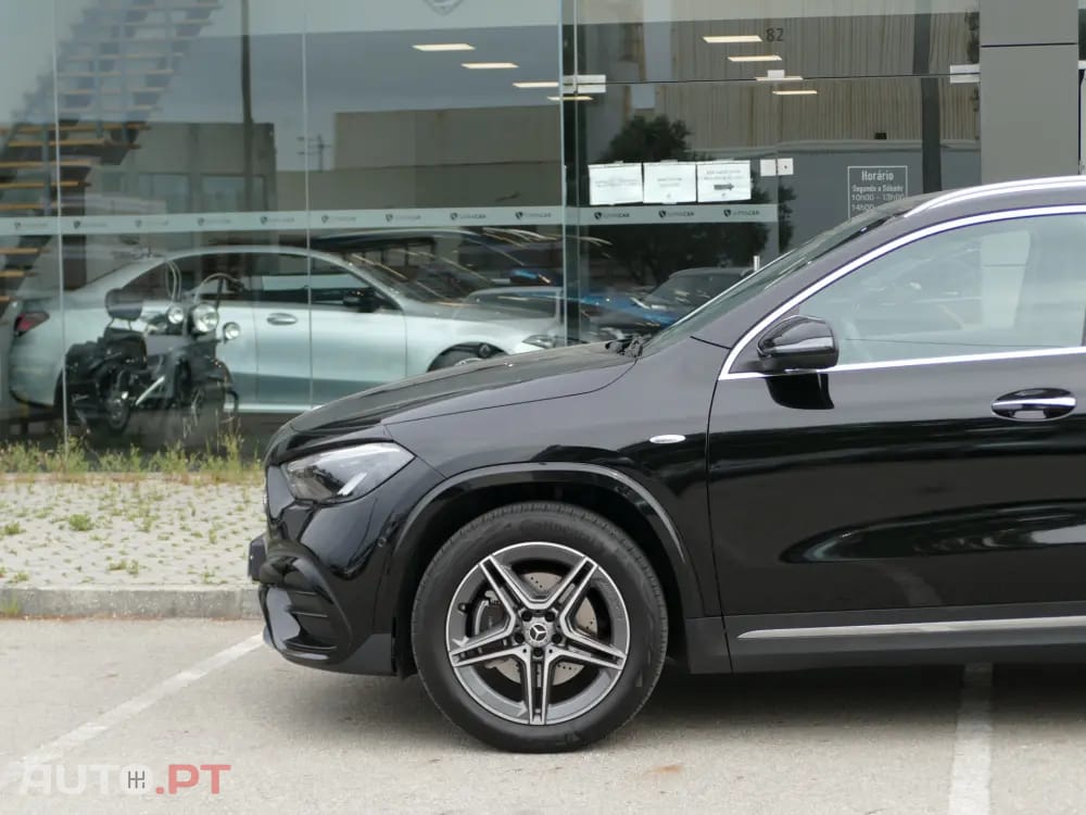 Mercedes-Benz GLA 250 e AMG Line