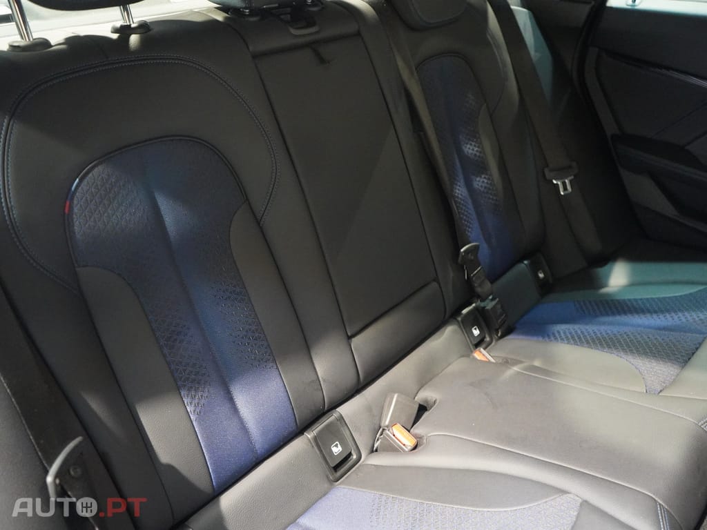 BMW 216 d Pack Desportivo M