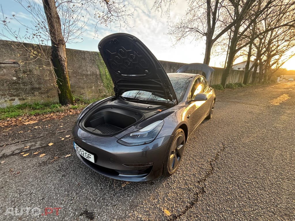 Tesla Model 3 Long Range Tração Traseira