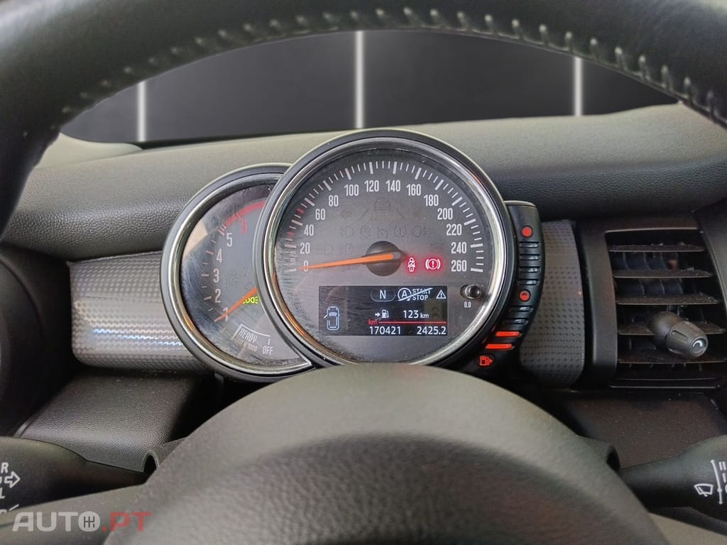 MINI Cooper Cooper D