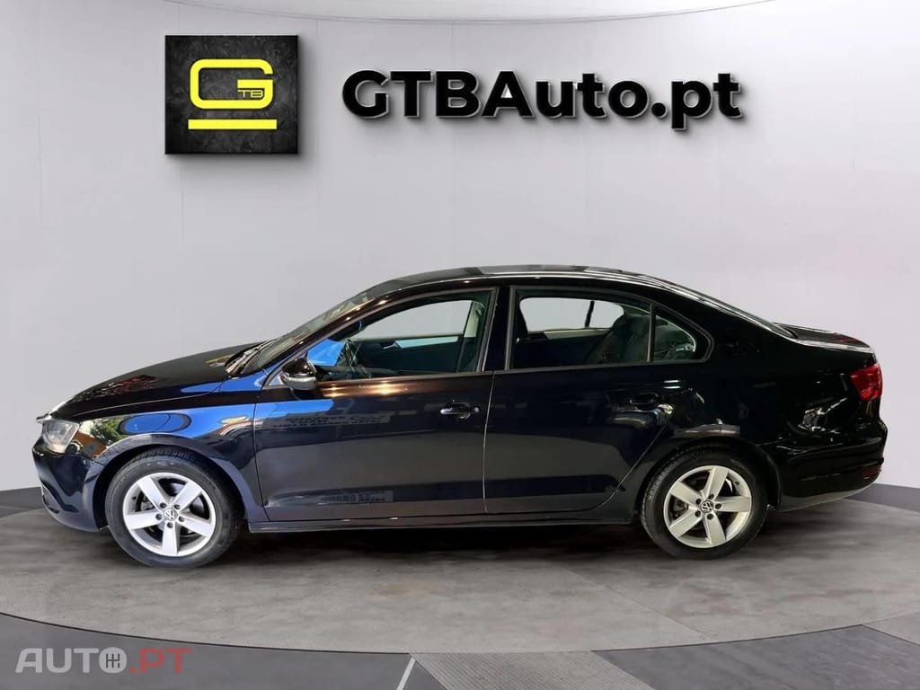 Volkswagen Jetta 1.6 TDI Advance BlueMotion