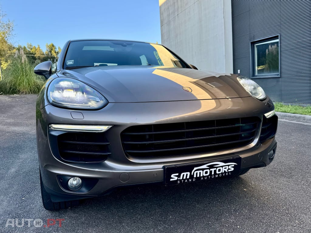 Porsche Cayenne S E-Hybrid Platinum Edition