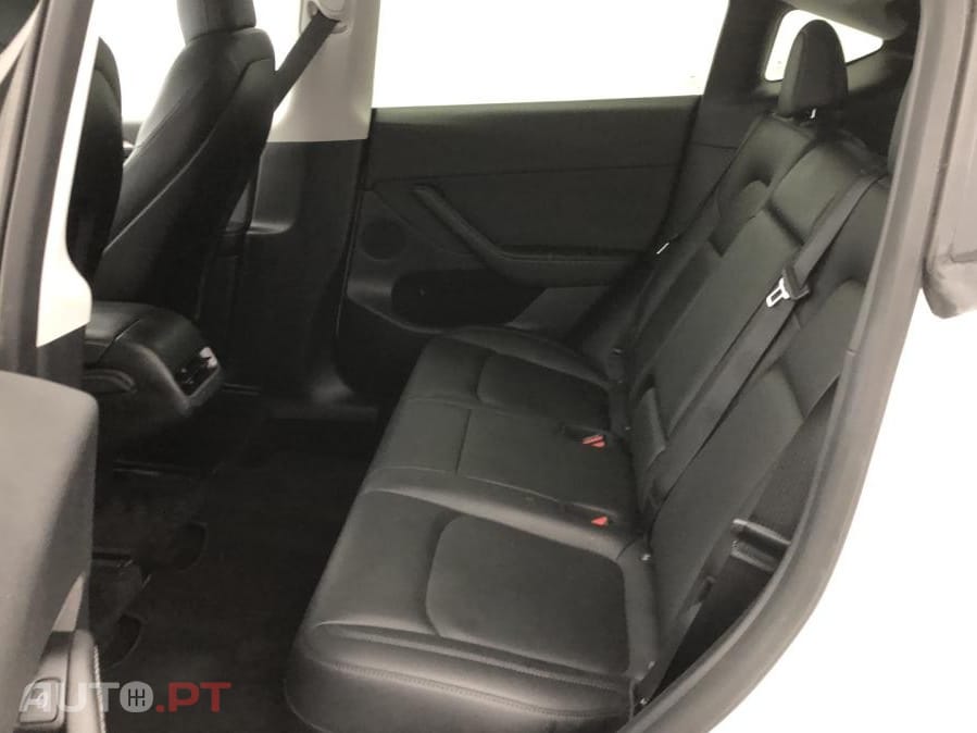 Tesla Model Y Long Range Tração Integral