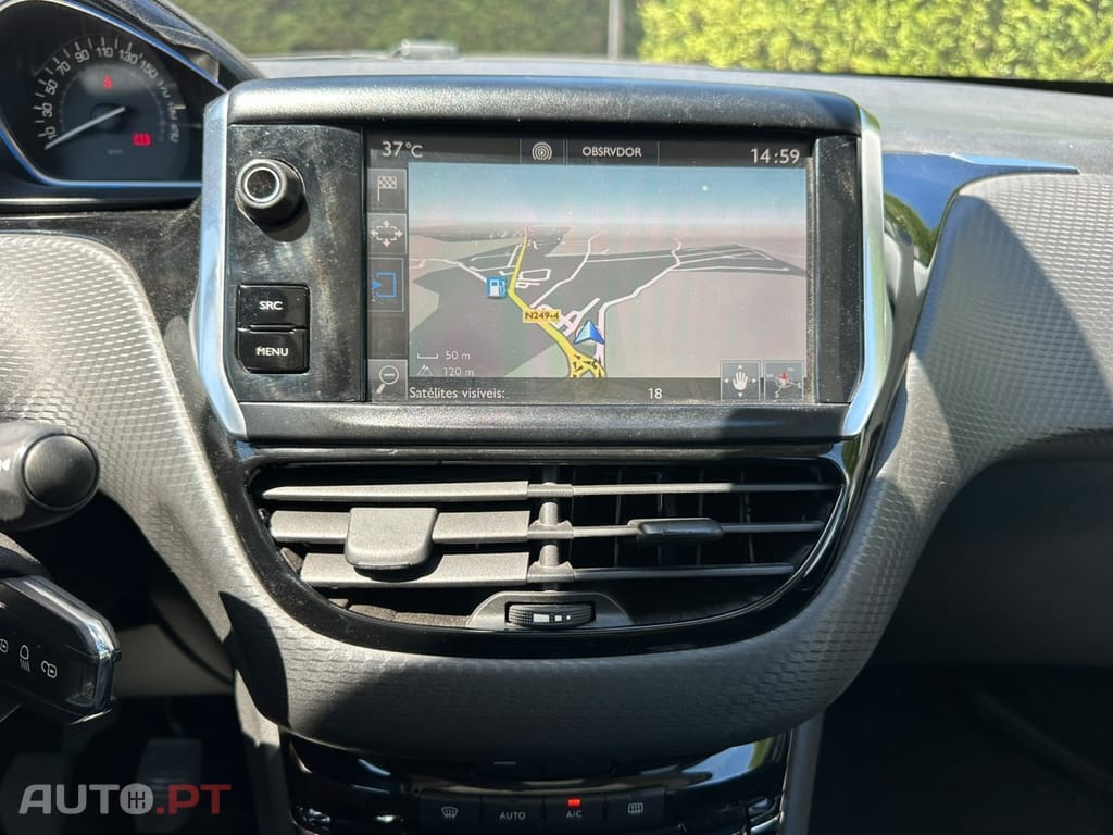 Peugeot 2008 1.6 BlueHDi Allure