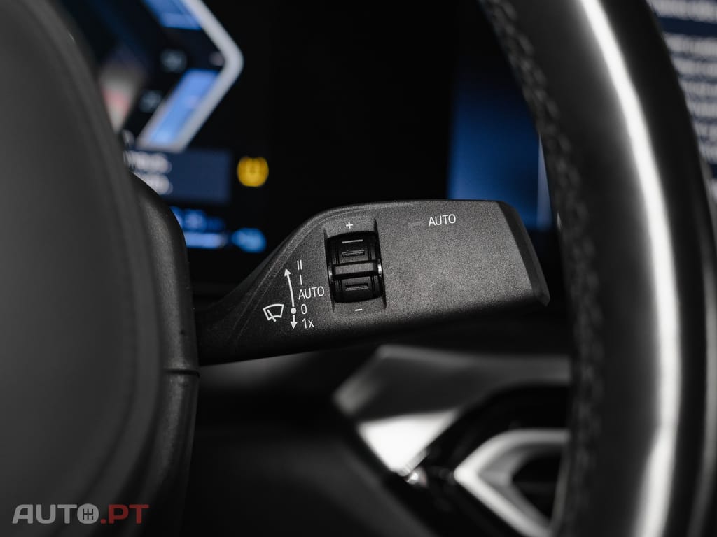 BMW 320 e Pack M Auto