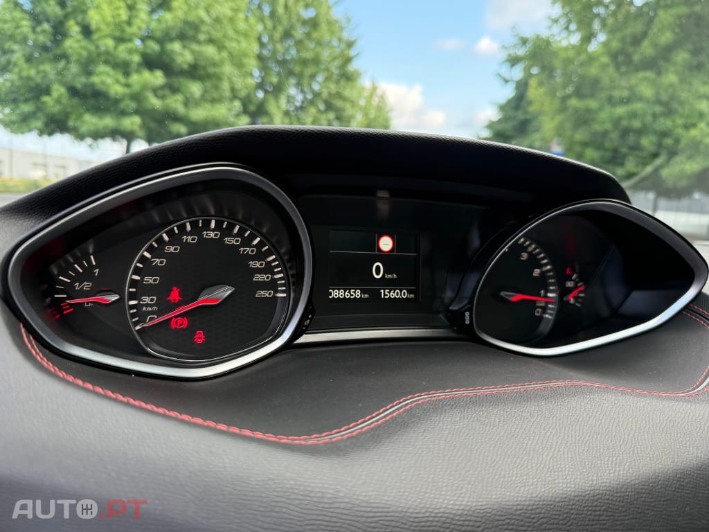 Peugeot 308 1.6 e-THP GTi