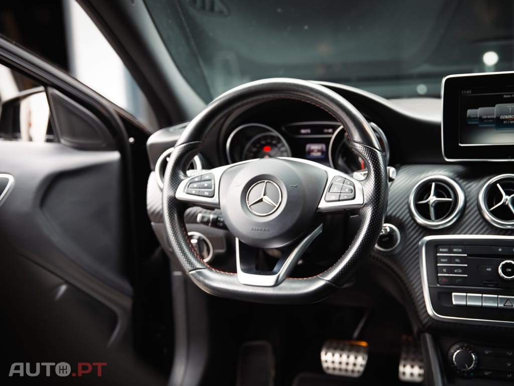 Mercedes-Benz A 180 d 7G-DCT AMG Line