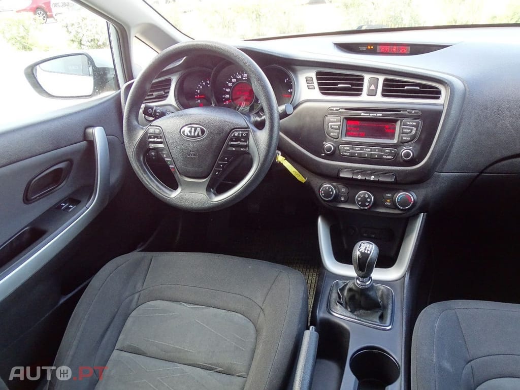 Kia Ceed 1.6 CRDi Urban