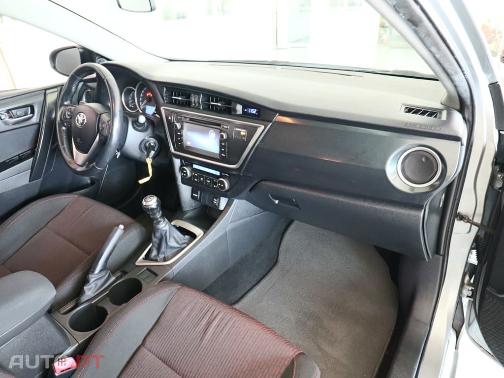 Toyota Auris Touring Sports 1.4 D-4D Active+AC
