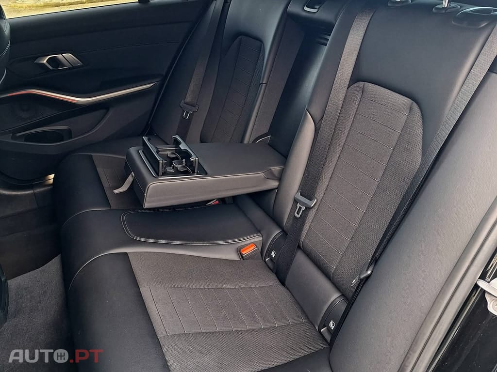 BMW 320 d Touring Line Sport Auto 8