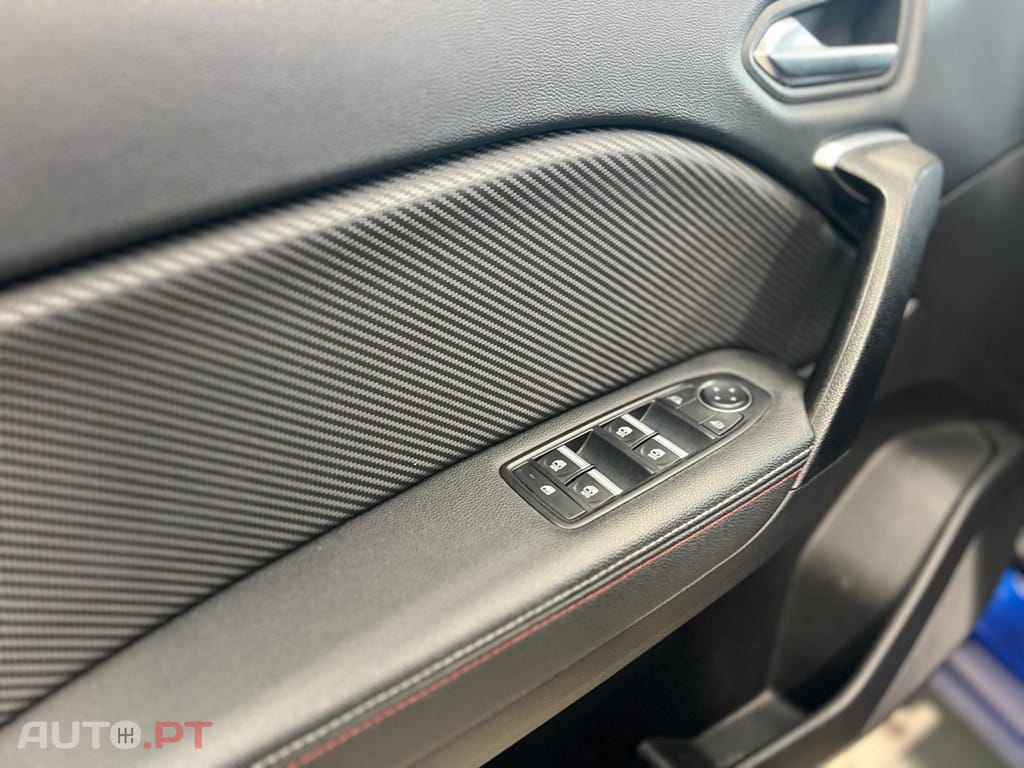 Renault Captur 1.0 TCe RS Line