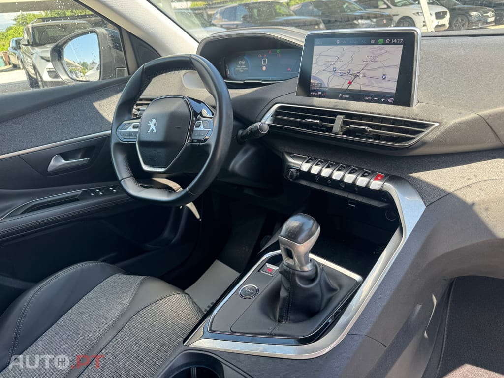 Peugeot 3008 1.5 BlueHDi Allure