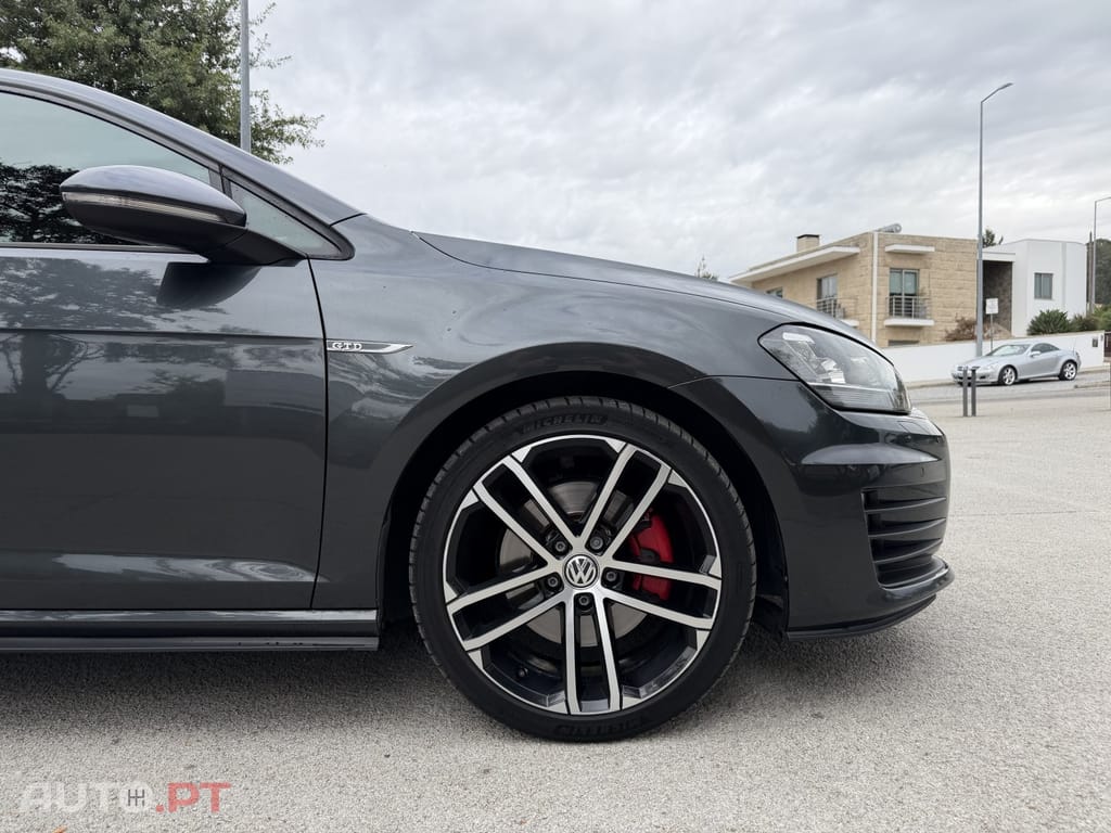 Volkswagen Golf 2.0 TDi GTD