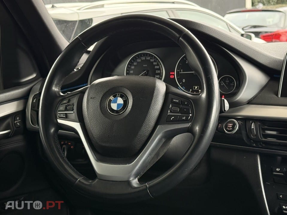 BMW X5 25 d sDrive Comfort 7L