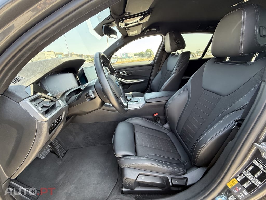 BMW 320 e Touring Line Sport Auto