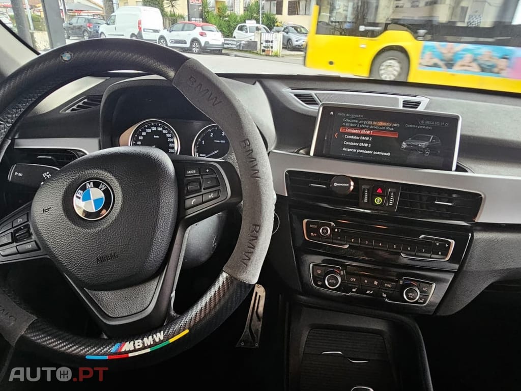 BMW X1 18 d xDrive Auto