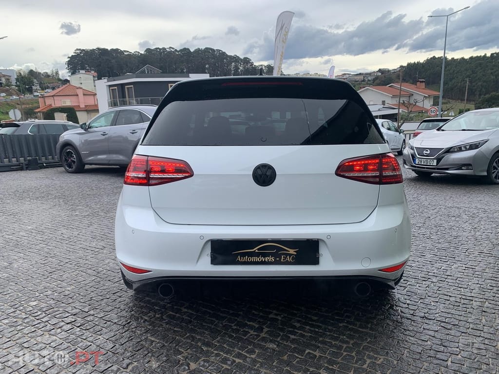 Volkswagen Golf 2.0 TSi GTi DSG Performance