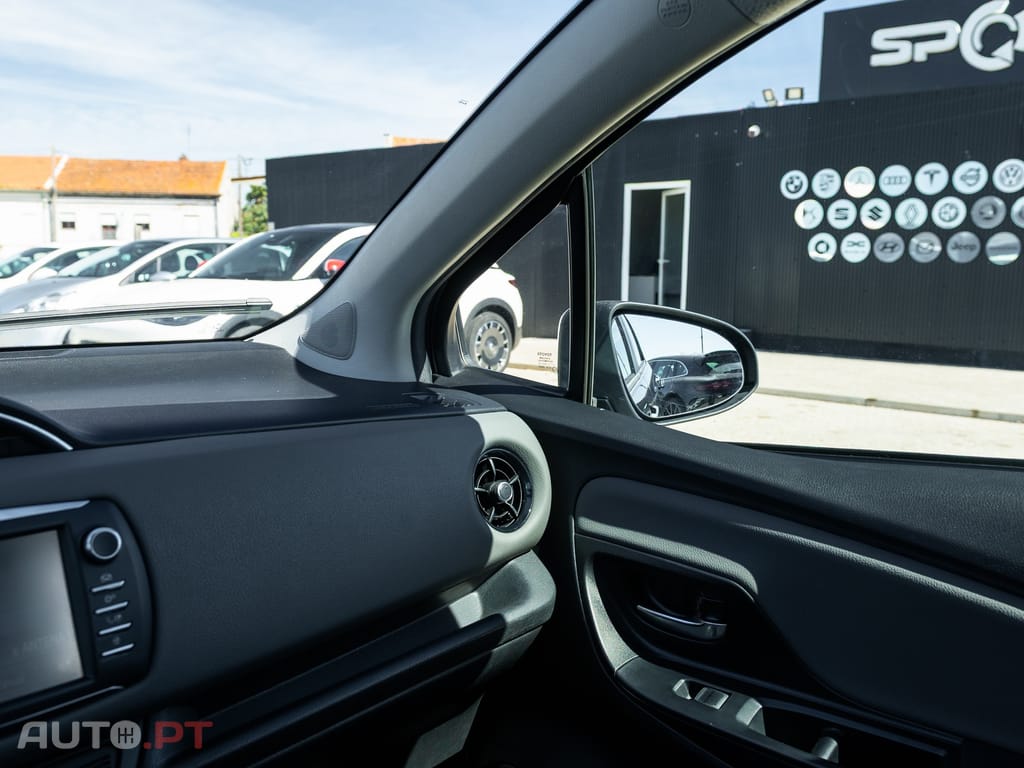 Toyota Yaris 1.0 VVT-i ACtive+AC